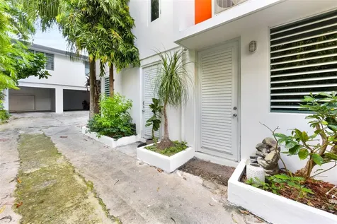 424 Del Valle Street Monteflores Dev San Juan PR 00915