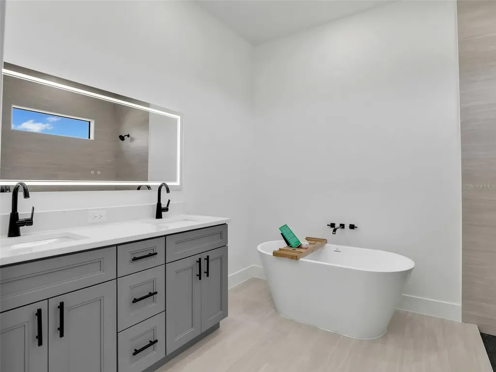 2227 NW 20th Terrace Cape Coral FL 33993