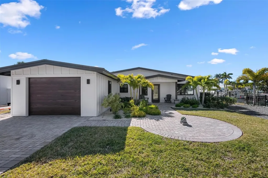 401 28th Street Holmes Beach FL 34217
