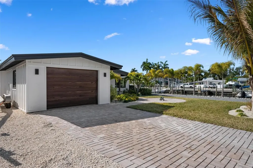 401 28th Street Holmes Beach FL 34217