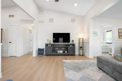 401 28th Street Holmes Beach FL 34217