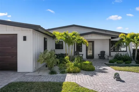 401 28th Street Holmes Beach FL 34217