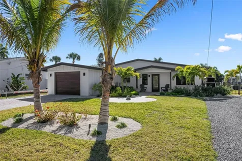 401 28th Street Holmes Beach FL 34217