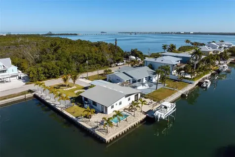 401 28th Street Holmes Beach FL 34217