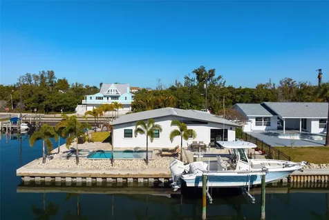 401 28th Street Holmes Beach FL 34217