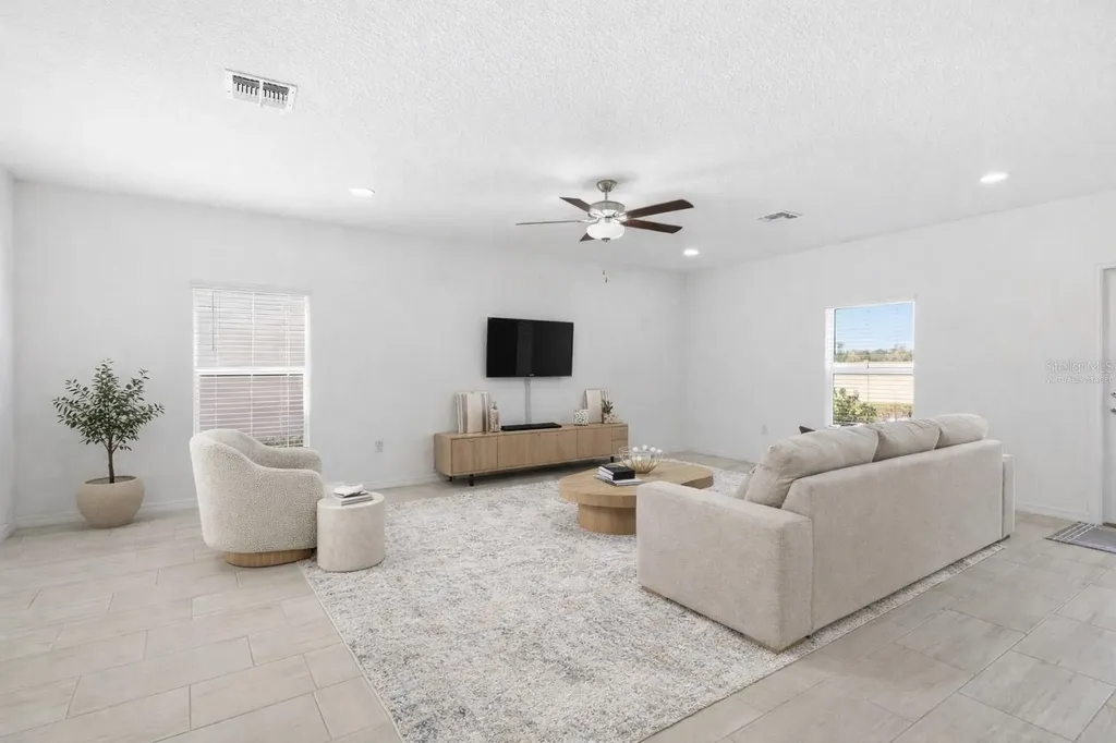 35132 Ackley Trace Zephyrhills FL 33541