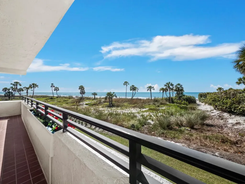 1485 Gulf Of Mexico Drive Longboat Key FL 34228