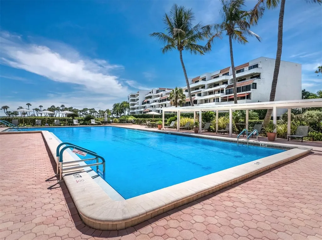 1485 Gulf Of Mexico Drive Longboat Key FL 34228