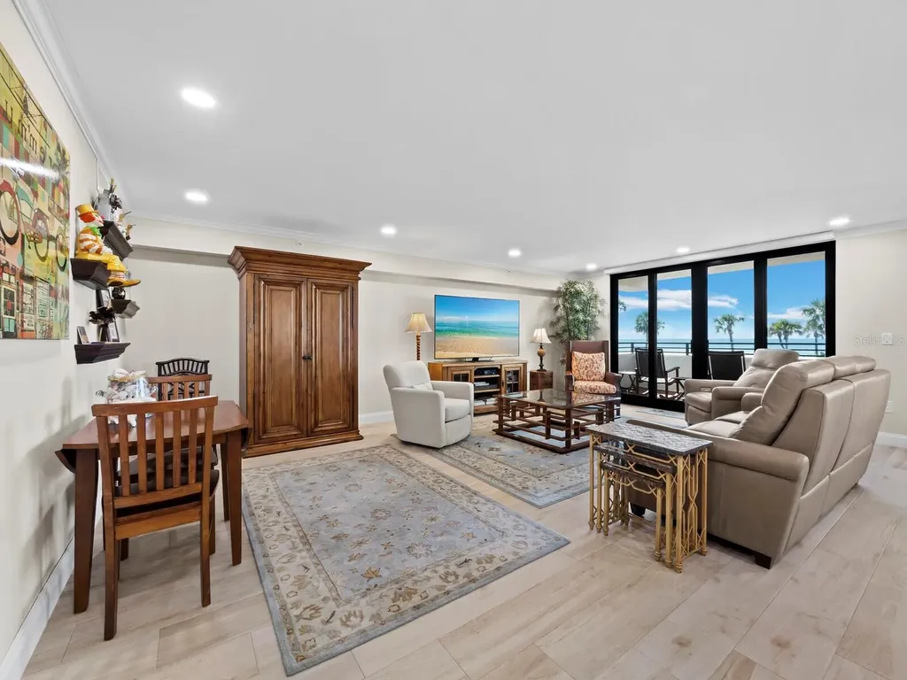 1485 Gulf Of Mexico Drive Longboat Key FL 34228