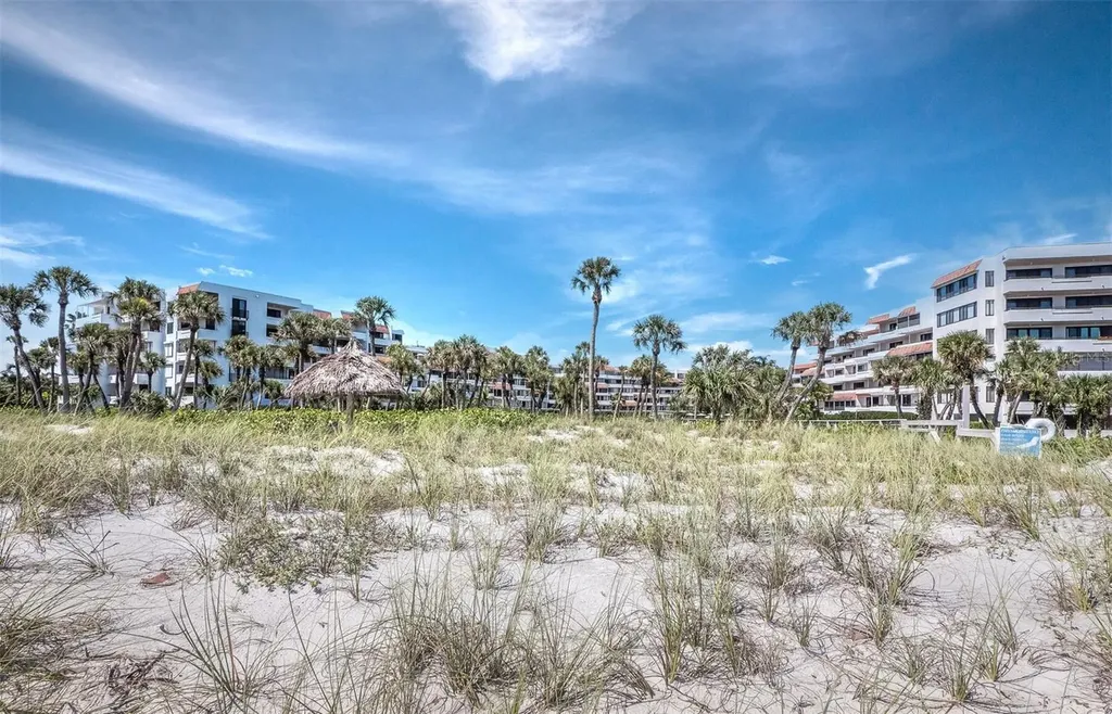 1485 Gulf Of Mexico Drive Longboat Key FL 34228