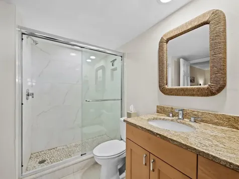 1485 Gulf Of Mexico Drive Longboat Key FL 34228