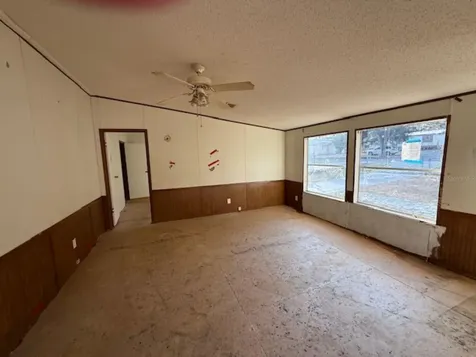 217 Longview Avenue Lady Lake FL 32159