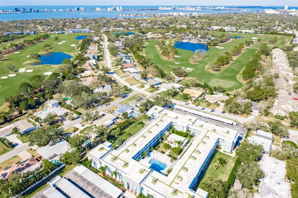 701 Poinsettia Road Belleair FL 33756