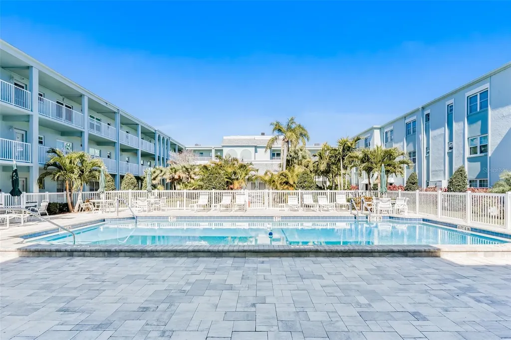 701 Poinsettia Road Belleair FL 33756