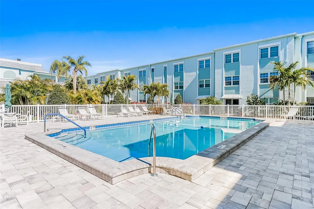 701 Poinsettia Road Belleair FL 33756