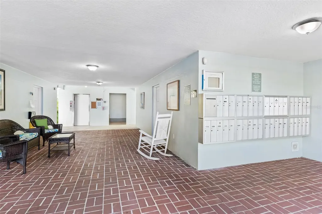 701 Poinsettia Road Belleair FL 33756