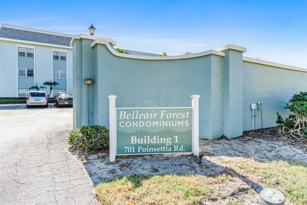 701 Poinsettia Road Belleair FL 33756