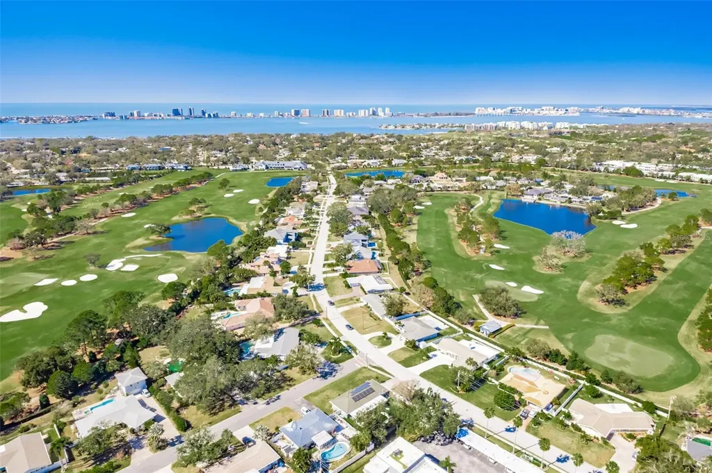 701 Poinsettia Road Belleair FL 33756