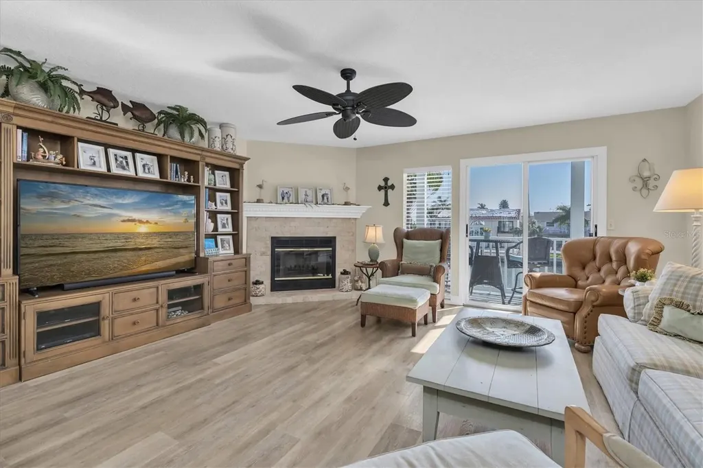 641 Garland Circle Indian Rocks Beach FL 33785