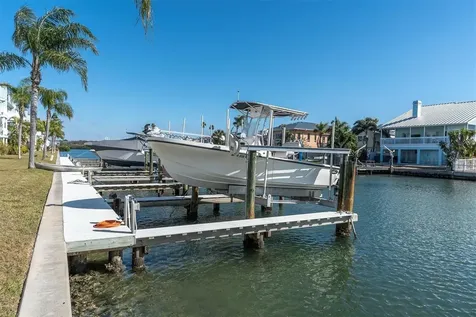 641 Garland Circle Indian Rocks Beach FL 33785