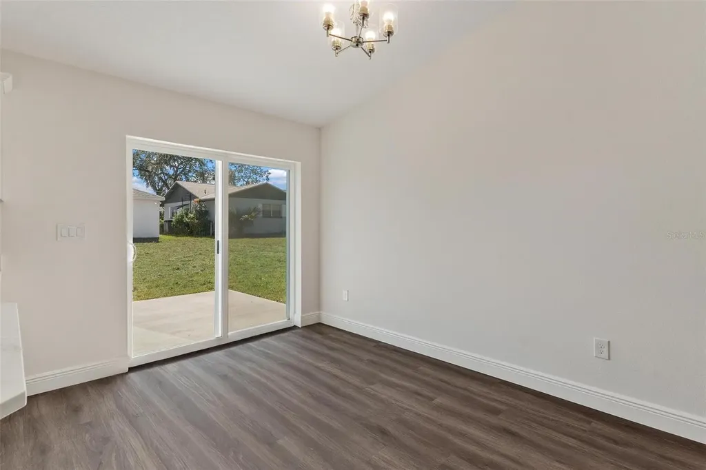 2011 Edgewood Avenue Leesburg FL 34748