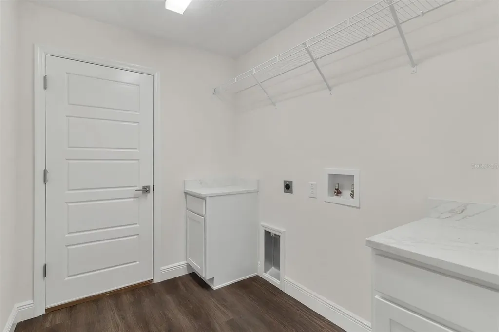 2011 Edgewood Avenue Leesburg FL 34748