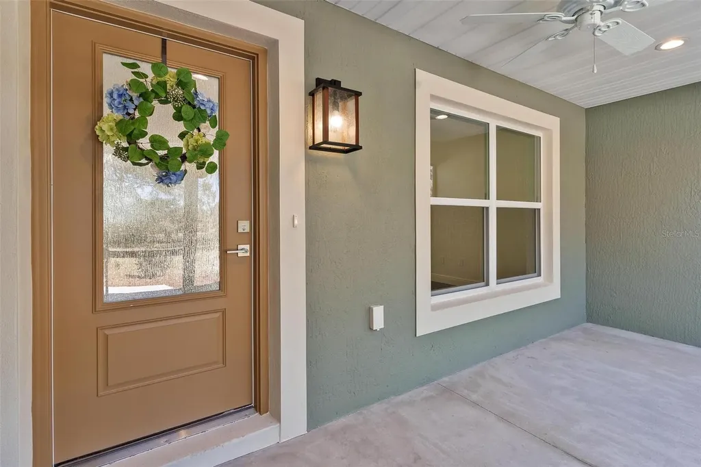 2011 Edgewood Avenue Leesburg FL 34748