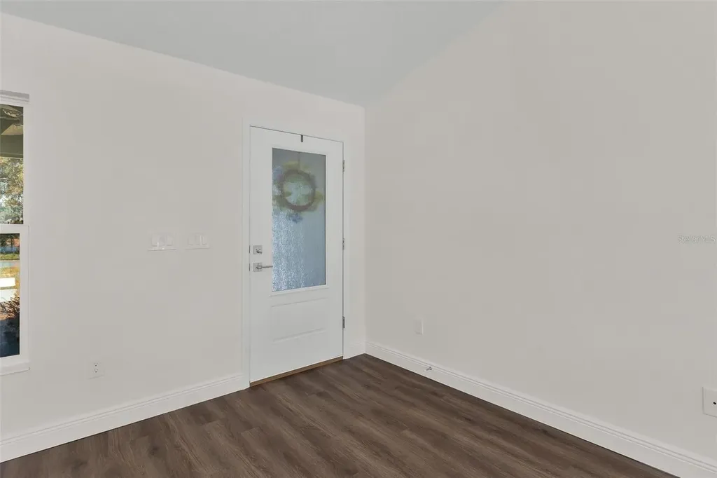 2011 Edgewood Avenue Leesburg FL 34748