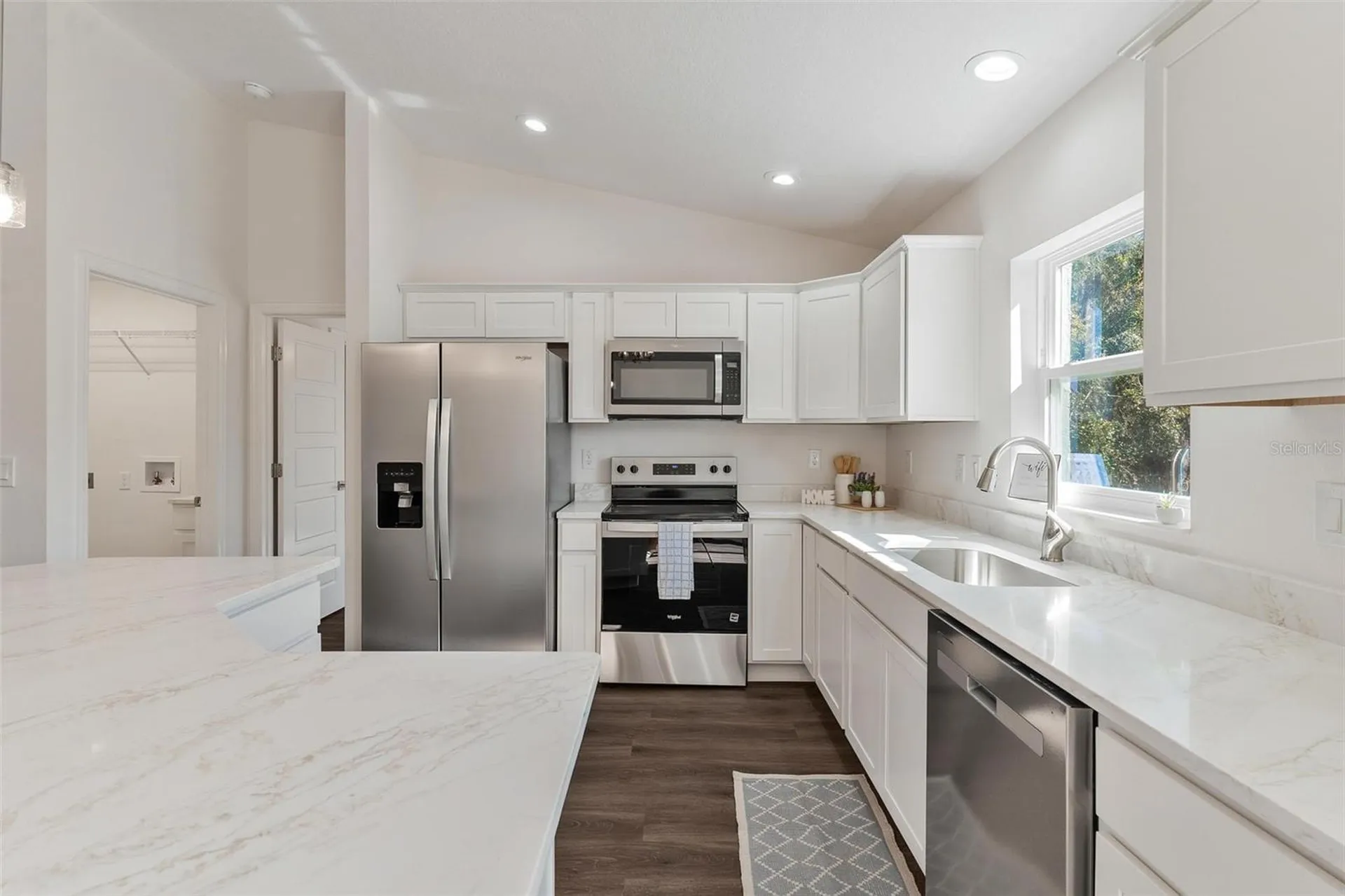 2011 Edgewood Avenue Leesburg FL 34748