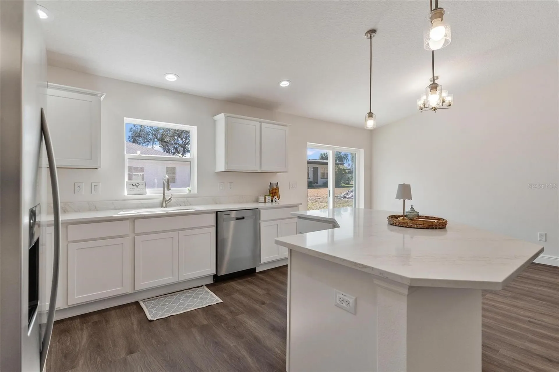 2011 Edgewood Avenue Leesburg FL 34748