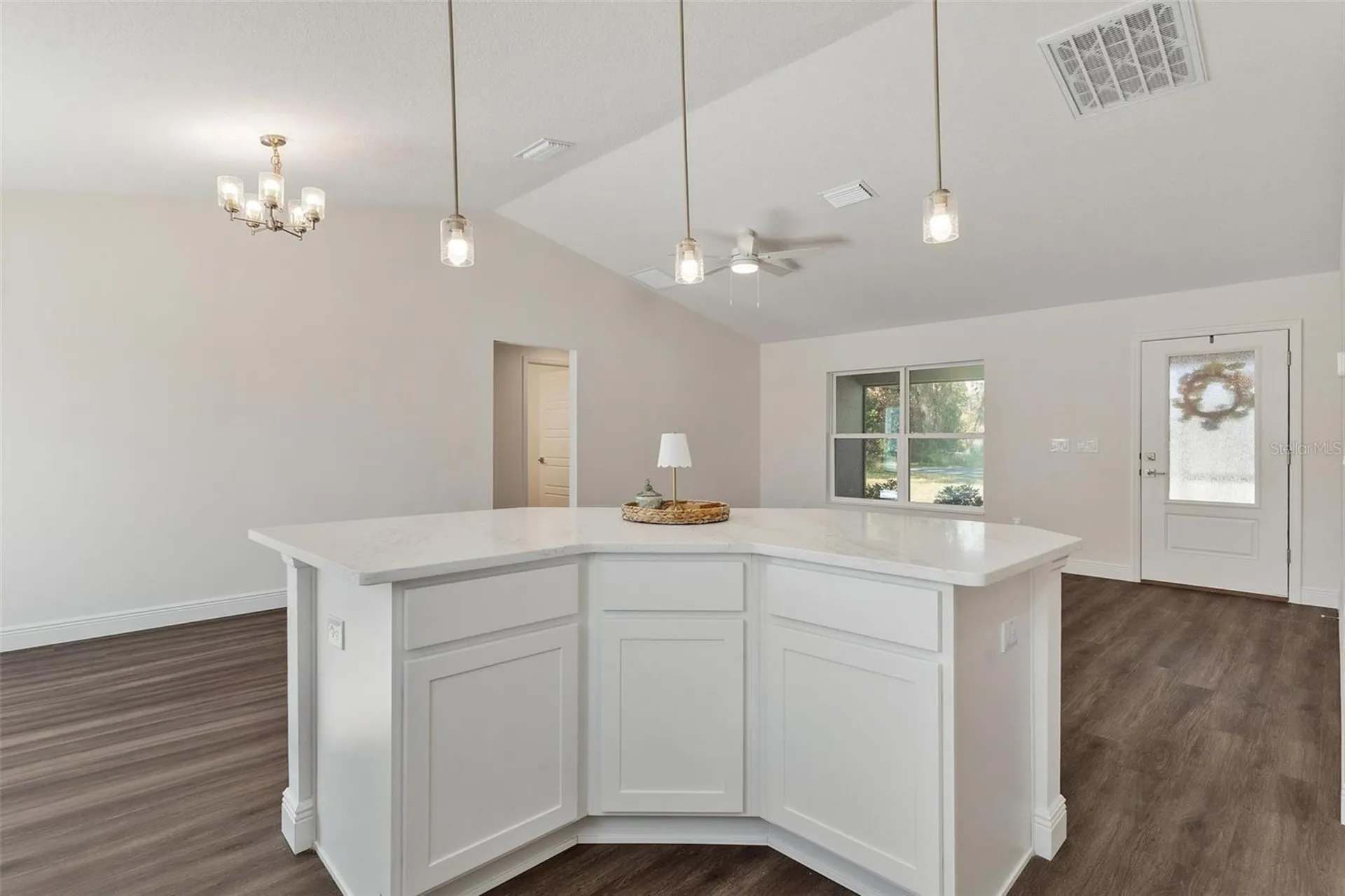2011 Edgewood Avenue Leesburg FL 34748