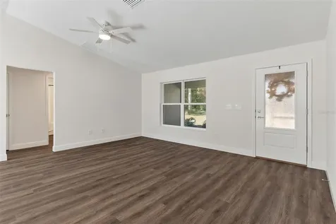 2011 Edgewood Avenue Leesburg FL 34748