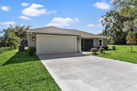2011 Edgewood Avenue Leesburg FL 34748