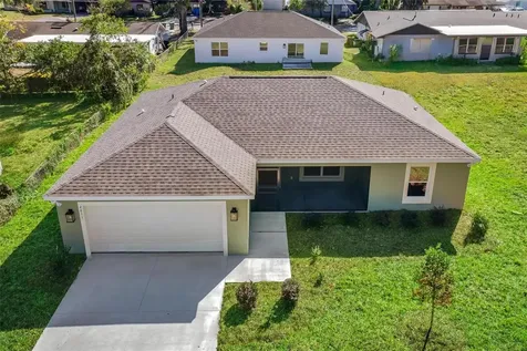 2011 Edgewood Avenue Leesburg FL 34748