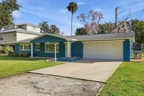 3619 N Suwannee Point Crystal River FL 34428