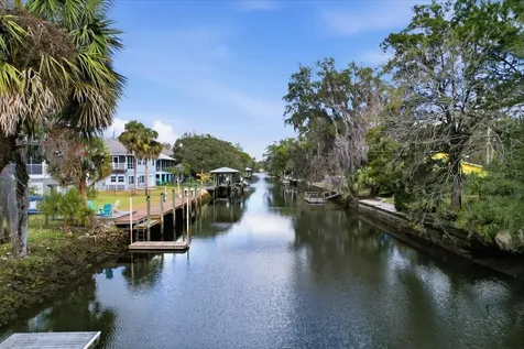 3619 N Suwannee Point Crystal River FL 34428