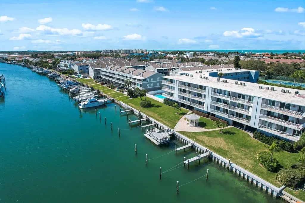 719 Pinellas Bayway S Tierra Verde FL 33715