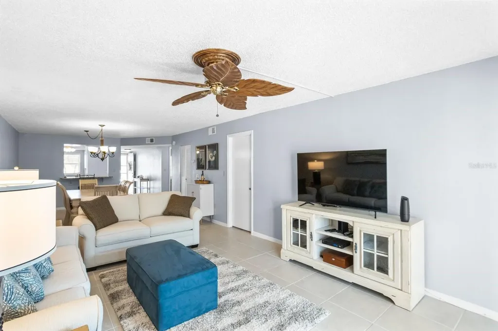 719 Pinellas Bayway S Tierra Verde FL 33715