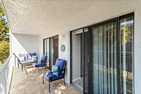 719 Pinellas Bayway S Tierra Verde FL 33715
