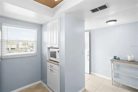 719 Pinellas Bayway S Tierra Verde FL 33715