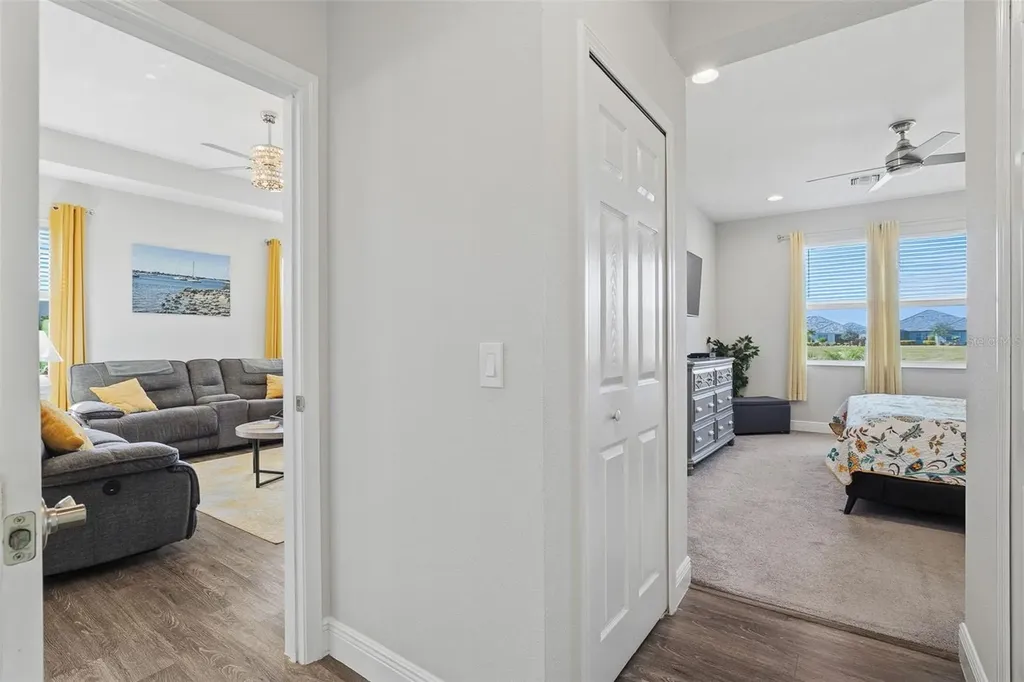 7522 Campus Cove Sarasota FL 34243