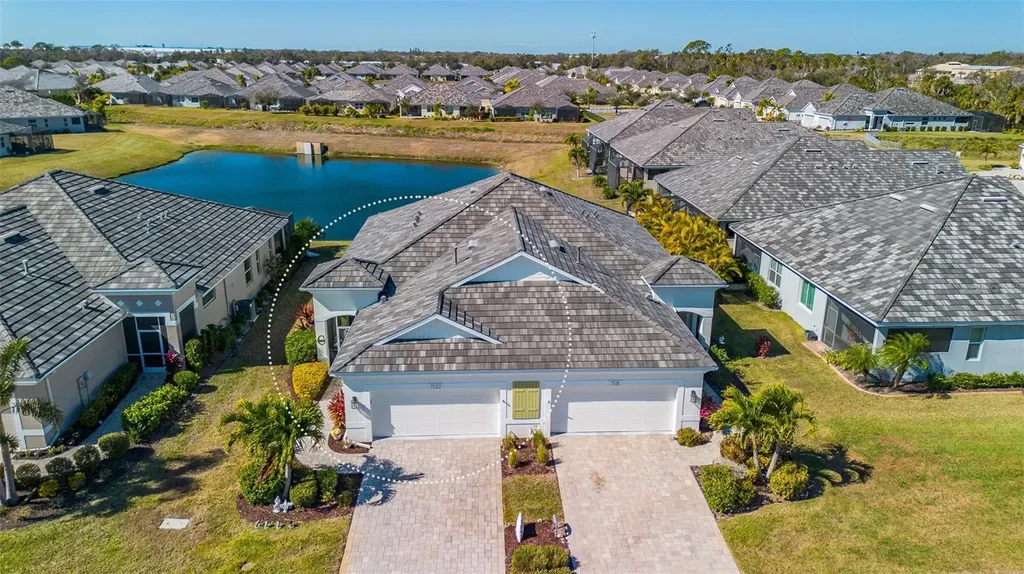 7522 Campus Cove Sarasota FL 34243