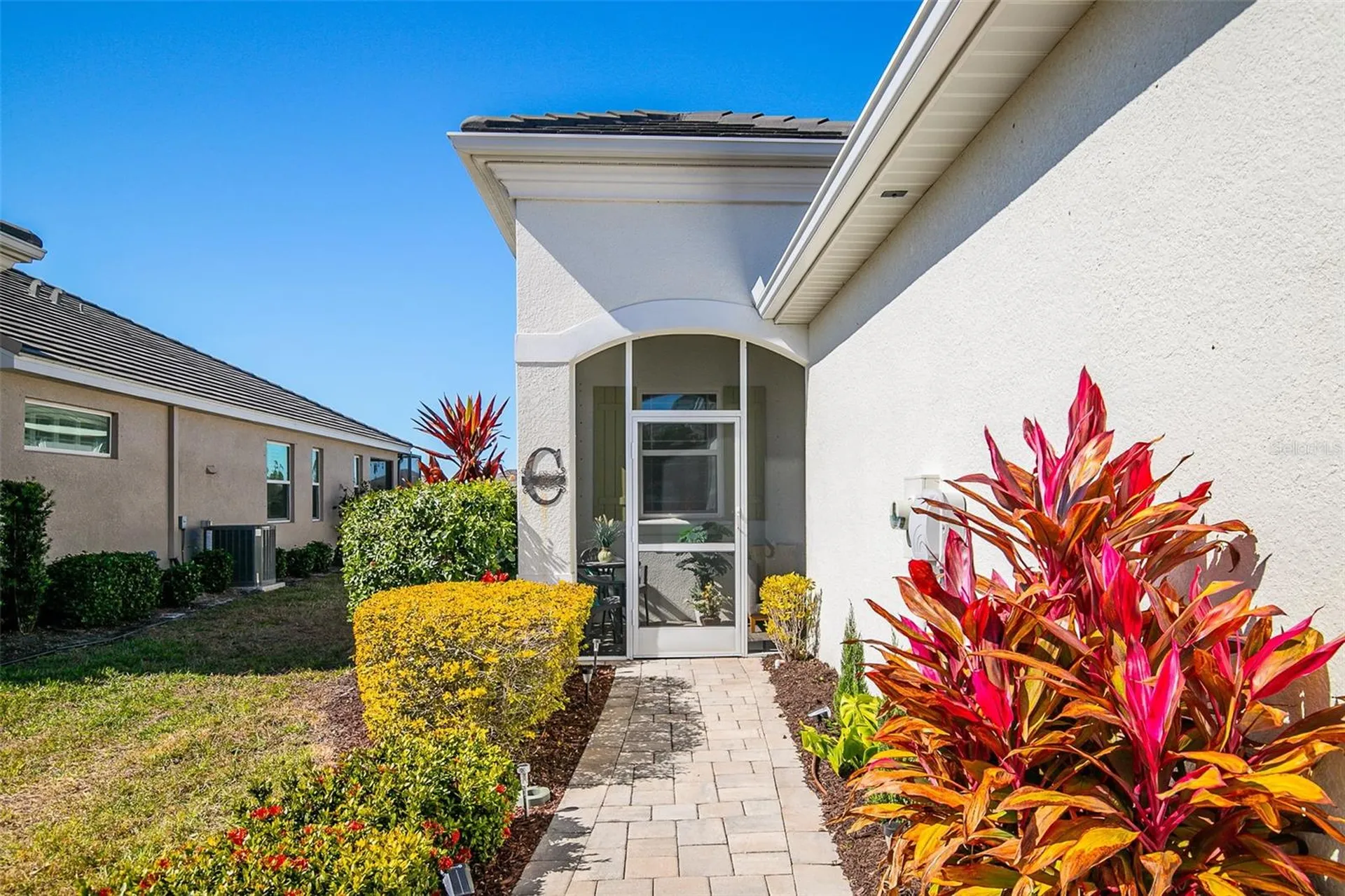 7522 Campus Cove Sarasota FL 34243