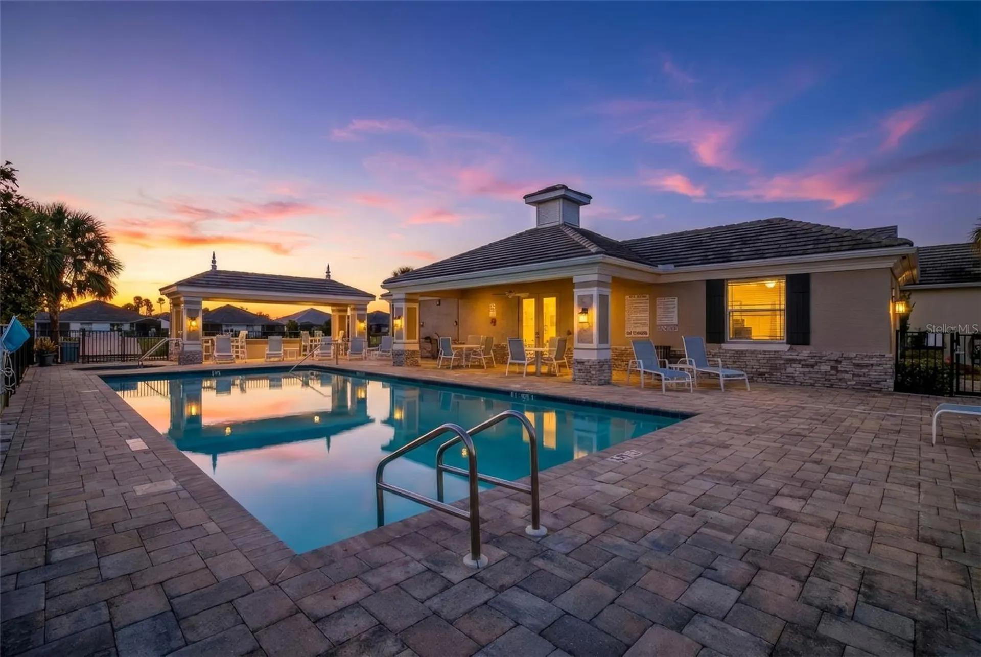 7522 Campus Cove Sarasota FL 34243