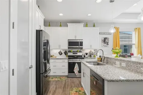 7522 Campus Cove Sarasota FL 34243