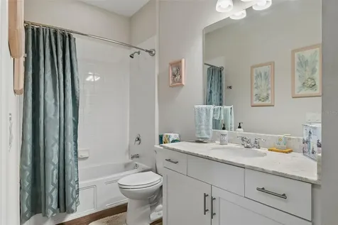 7522 Campus Cove Sarasota FL 34243