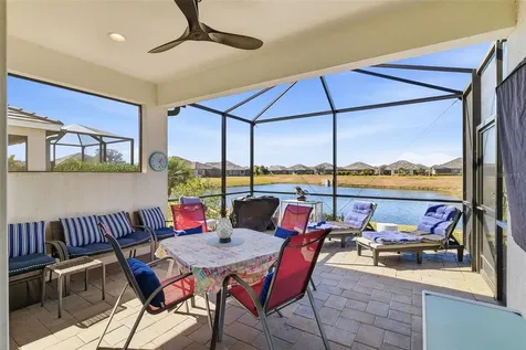 7522 Campus Cove Sarasota FL 34243