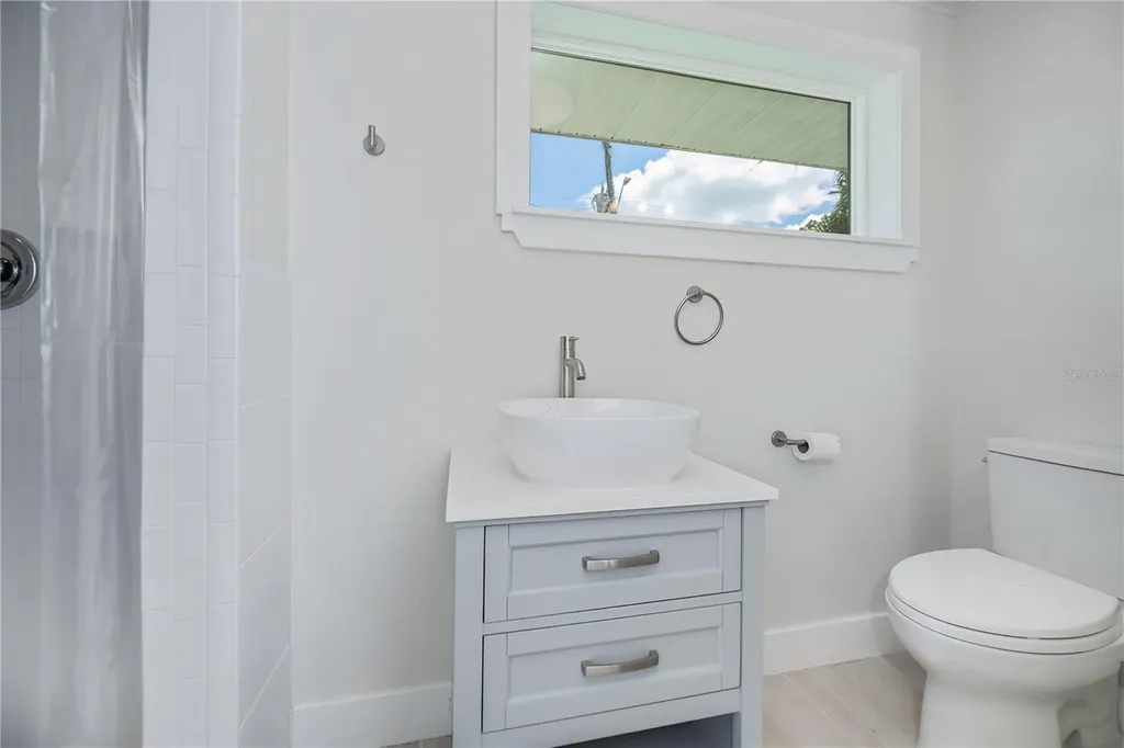 352 Oak Street Englewood FL 34223