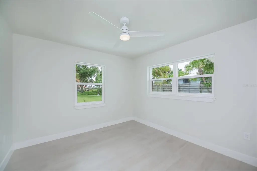 352 Oak Street Englewood FL 34223