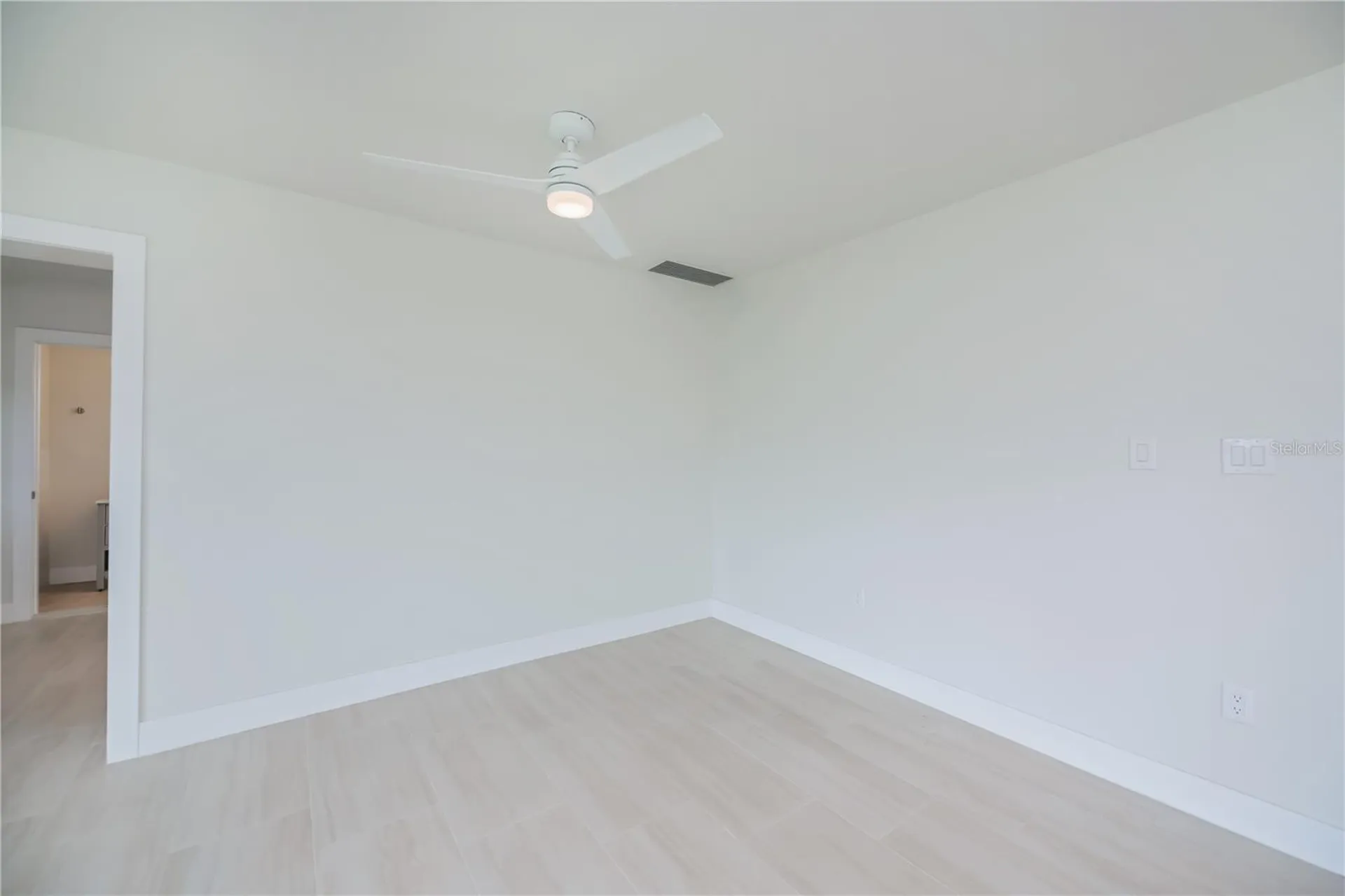 352 Oak Street Englewood FL 34223
